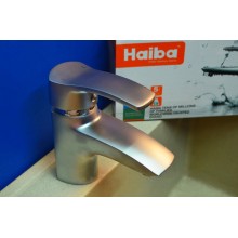 Однорычажный кран латунный Смеситель для раковины умывальника Haiba FOCUS 001 Origin Шпилька + шланги 45 см Матовый (HB0108)